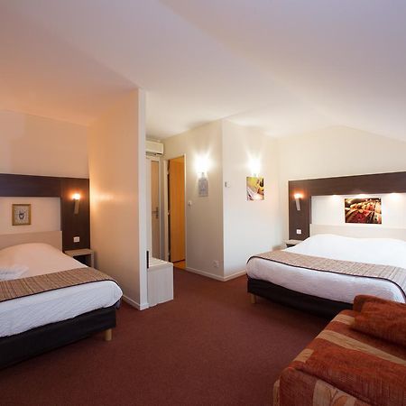 Logis Jum'Hotel Saints-Geosmes Ngoại thất bức ảnh