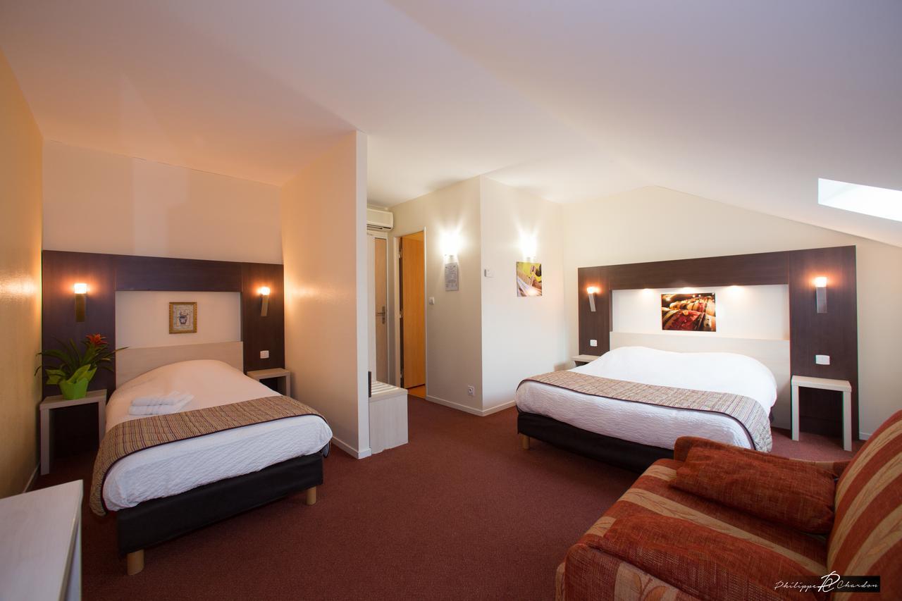 Logis Jum'Hotel Saints-Geosmes Ngoại thất bức ảnh