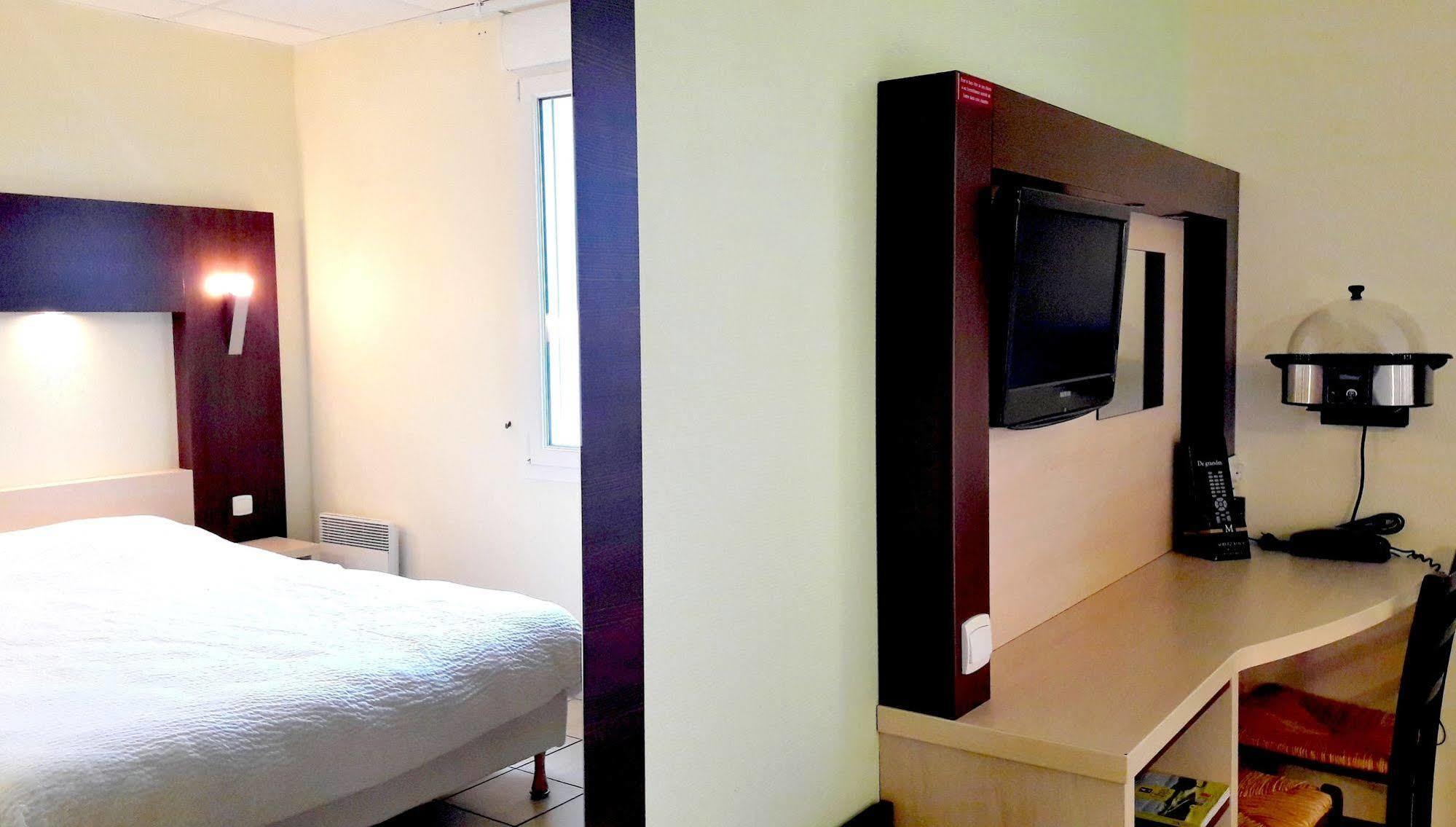 Logis Jum'Hotel Saints-Geosmes Ngoại thất bức ảnh